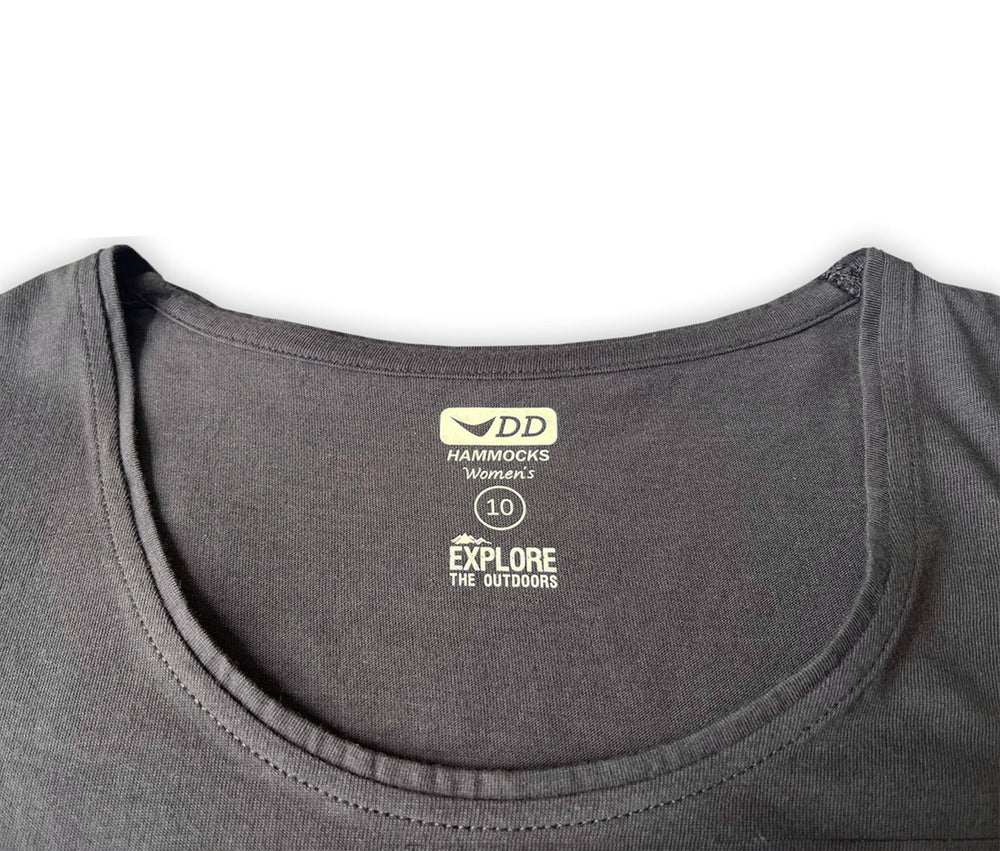 DD Hammocks Women's Icon T-Shirt - Charcoal