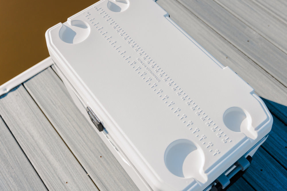 Igloo Marine Ultra 70QT Cooler Box - White