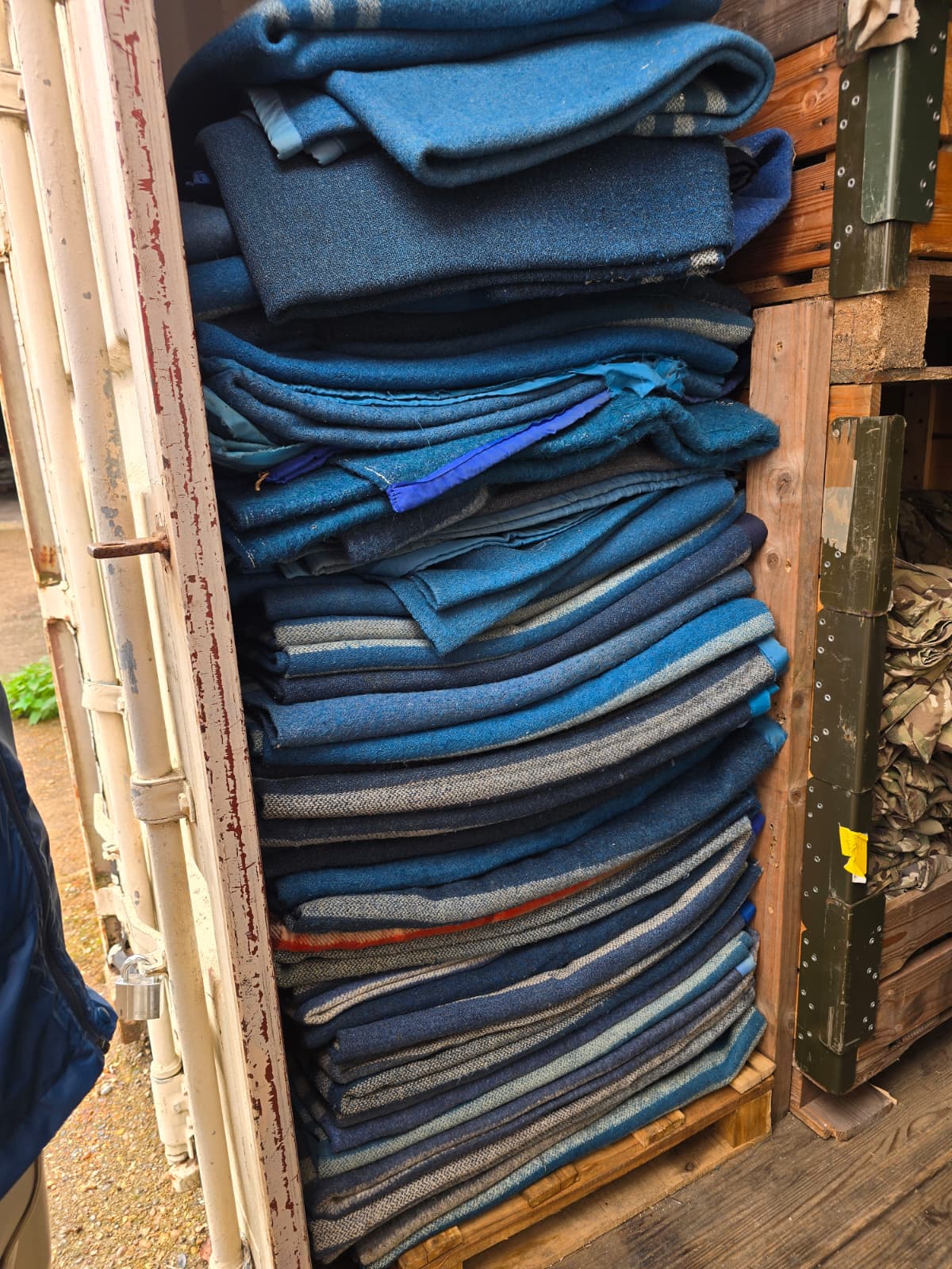 Romanian Military Wool Blankets - Grade 2