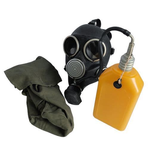 RUSSIAN GP7 GAS MASK