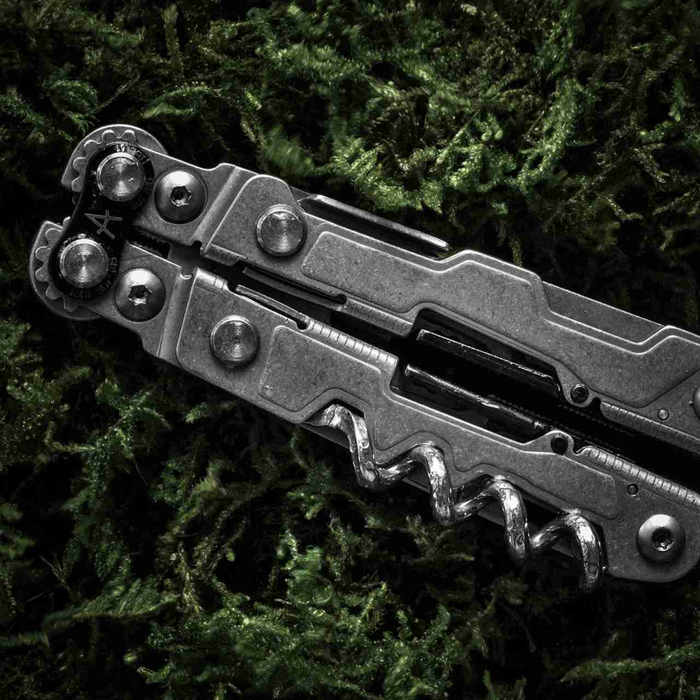 SOG PowerLitre Multi Tool