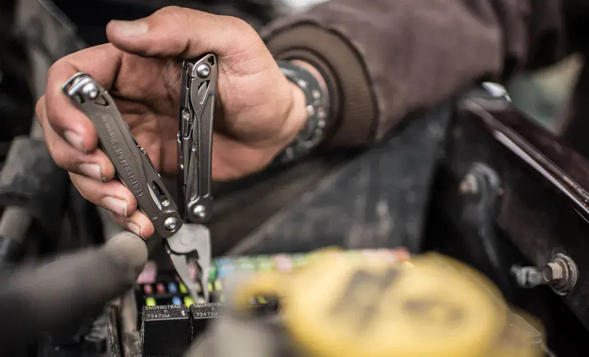 Leatherman Wingman Multi Tool - Stainless Steel